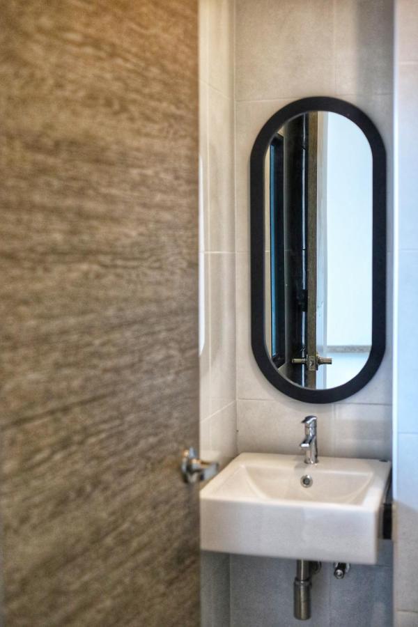 Pugdee Hotel Lang Suan Екстериор снимка