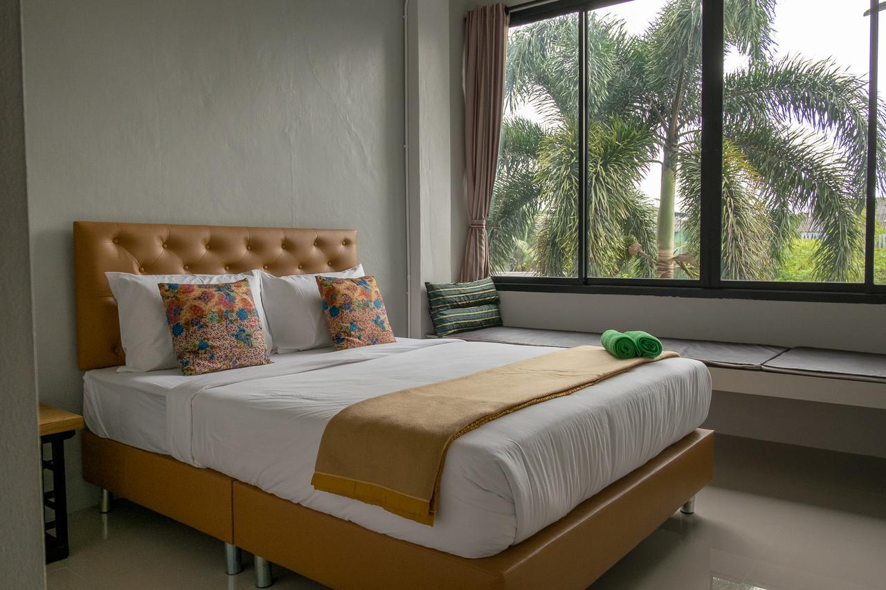 Pugdee Hotel Lang Suan Екстериор снимка