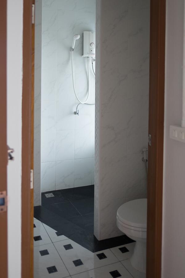 Pugdee Hotel Lang Suan Екстериор снимка