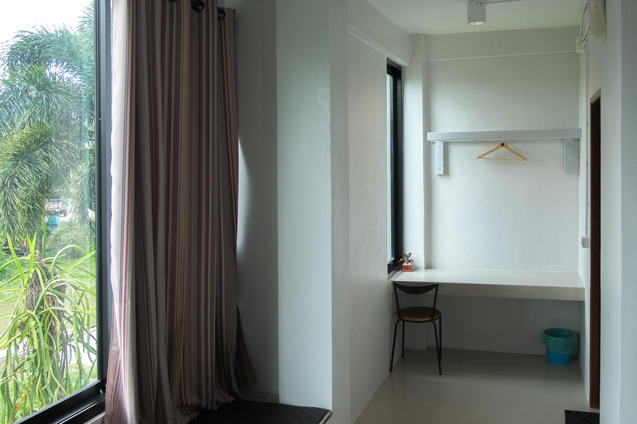 Pugdee Hotel Lang Suan Екстериор снимка